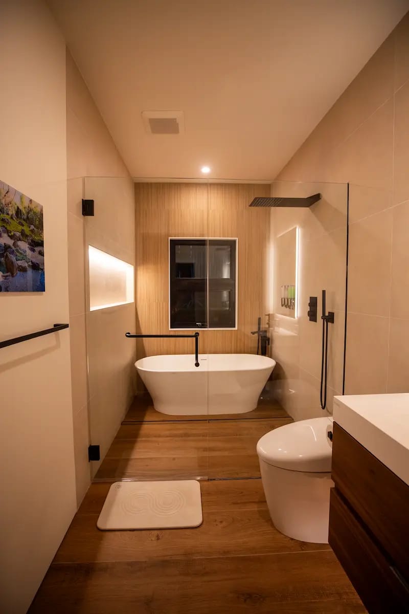 High-quality bathroom renovation by Alpine Haus Construction in Menlo Park, CA